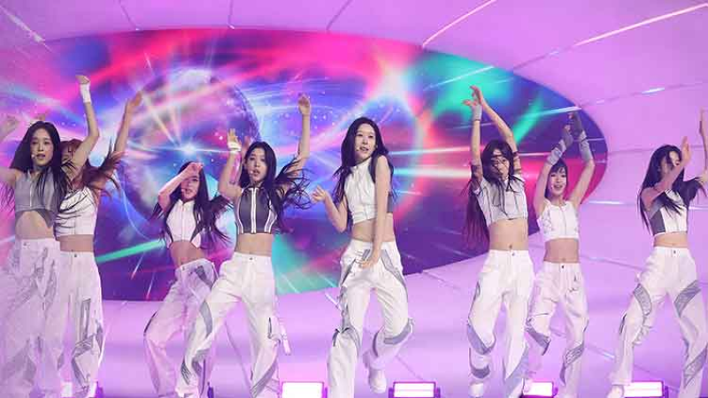 A2O LITE's 'NEON' Ignites Viral AI Meme Craze as Lee Soo-man's Cross-Generation Sensation Grows cover