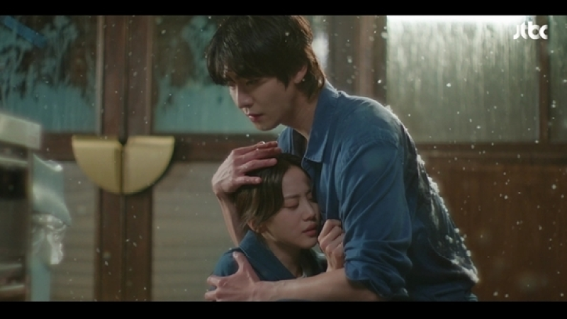 Ahn Hyo Seop and Hong Hwa Yeon Clash in JTBC's 'Final Table' Premiere cover