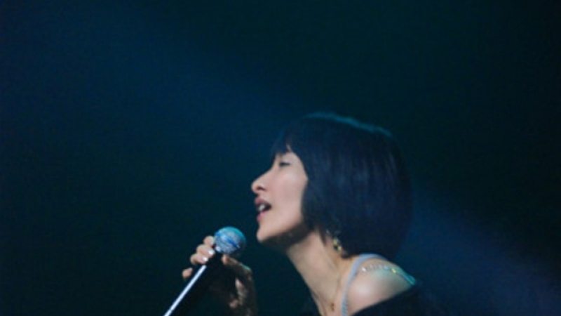 Breaking: Singer Kim Jung-eun Reveals Divorce Finalized Six Months Ago After 22-Year Marriage cover
