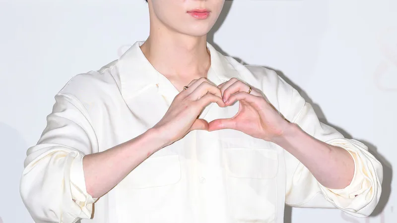 Hwang Minhyun Shines at Seoul Photocall for Lifestyle Health Brand Alongside Lee Je Hoon, Won Ji an, and TWICE's Dahyun cover