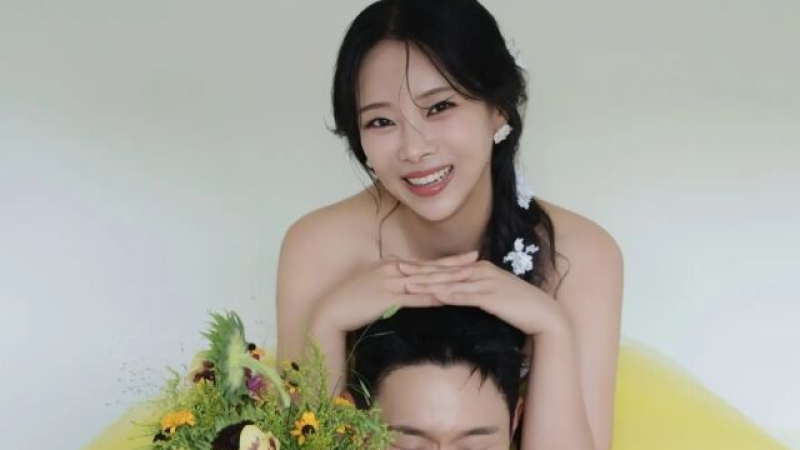 I'm Solo Stars Kim Seul Gi and Yoo Hyun Chul Announce October 24 Wedding Ceremony Three Years After Marriage Registration cover