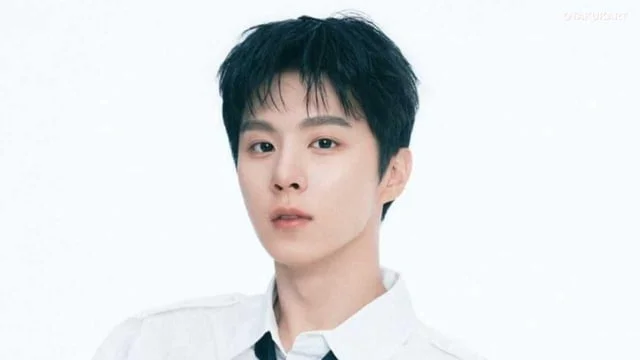 Kim Woo Seok to Star as Undercover Detective in Musical 'UNDER MOONBOW' After Military Discharge cover
