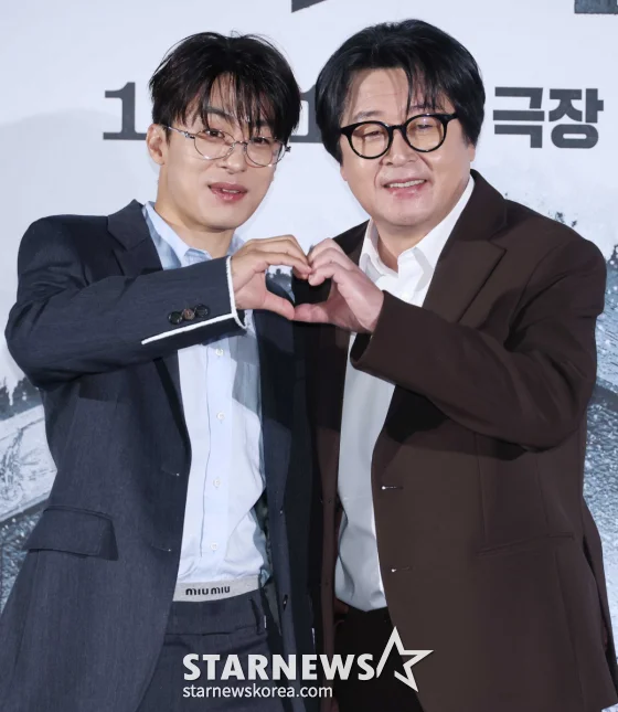Kim Yoon-seok and Koo Kyo-hwan Preview Acting Showdown in 'White Blast' at Seoul Production Briefing cover