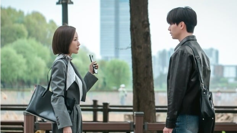 Park Min Young and Yook Sung Jae Clash from Their First Meeting in SBS Drama 'Nine to Six' cover