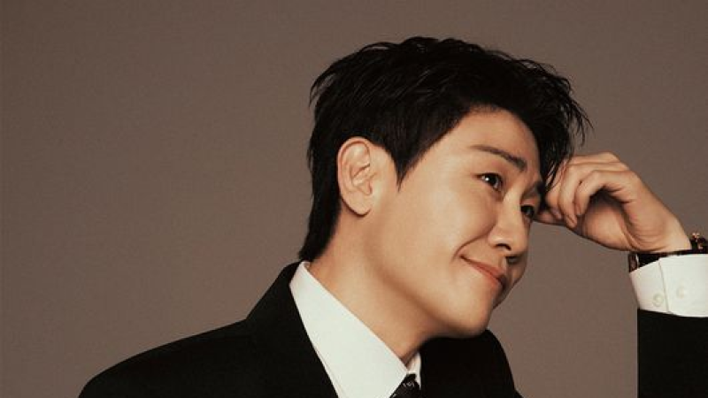 Young Tak Hits Career High with 3rd Album 'GOGO,' Topping Hanteo and Circle Charts cover